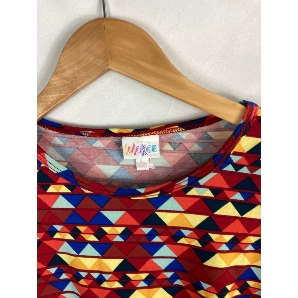NWT Lularoe Irma Patterned Tshirt Size XXS - Picture 3 of 4